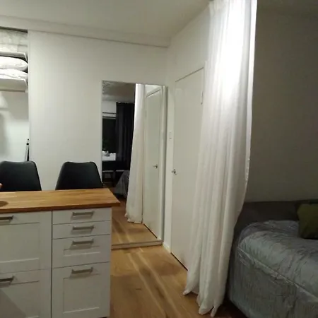 Studiohuoneisto Lohjan Keskusta *